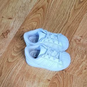 Shell Toe Toddler Sneakers
